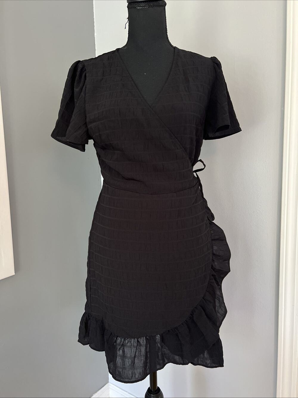 Wrap Gauze Dress Size Medium Black Boho Beachy Minimalist Ruffles Resort Wear